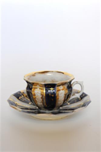 Tea cup. Early 20th century (?).