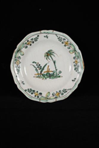 Plate. Late 18th - early 19th century (?).